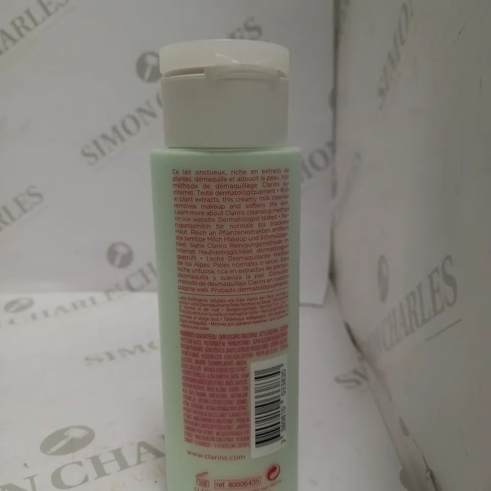 CLARINS CLEANSING MILK WITH ALPINE HERBS AND MORINGA
