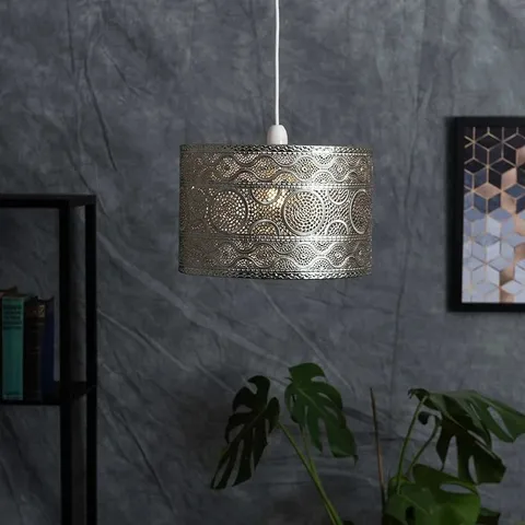 BOXED 20.5CM H METAL DRUM PENDANT SHADE (SPIDER) IN CHROME