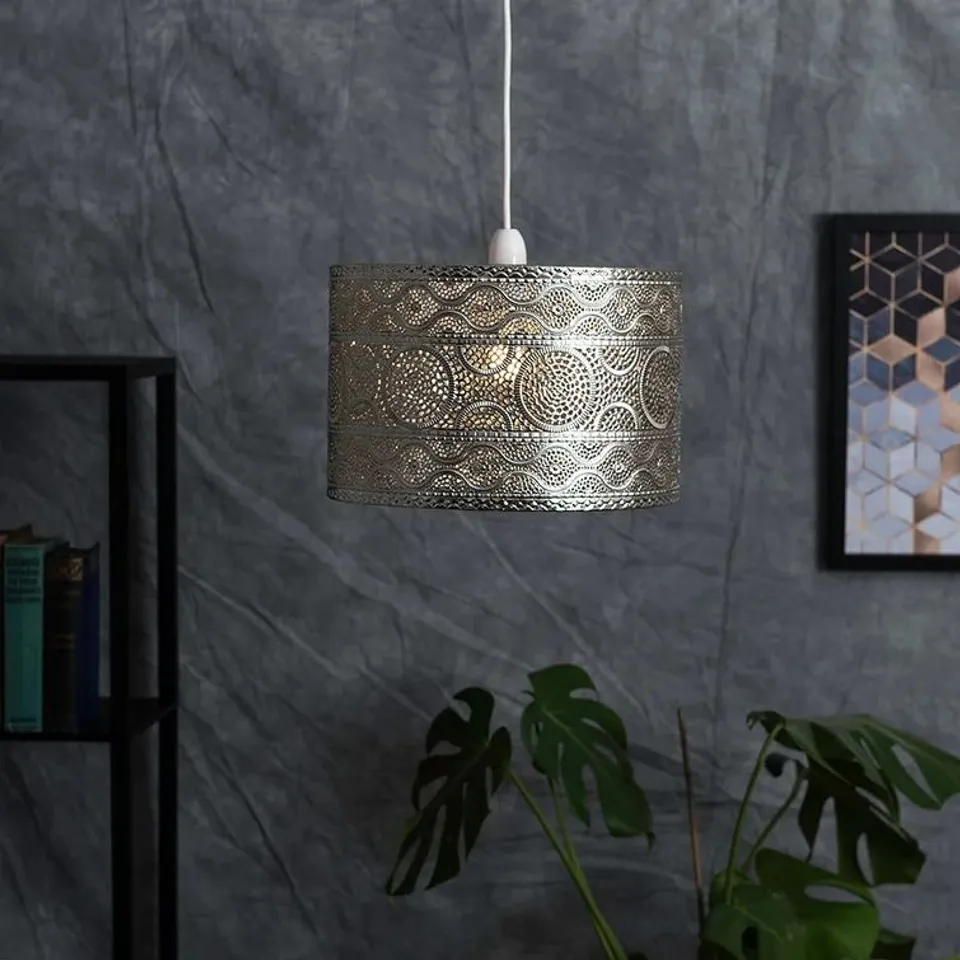BOXED 20.5CM H METAL DRUM PENDANT SHADE (SPIDER) IN CHROME