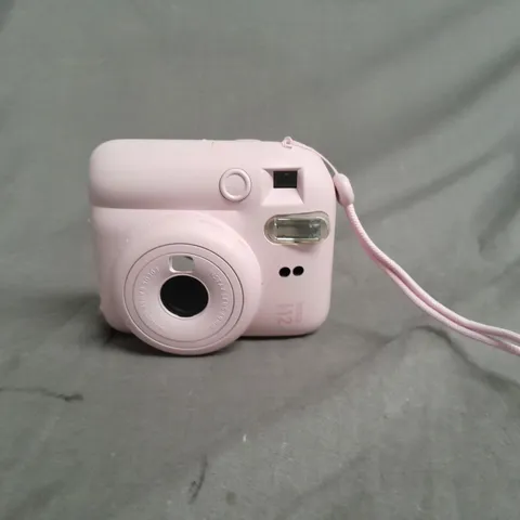 BOXED FUJIFILM INSTAX MINI 12 INSTANT CAMERA 