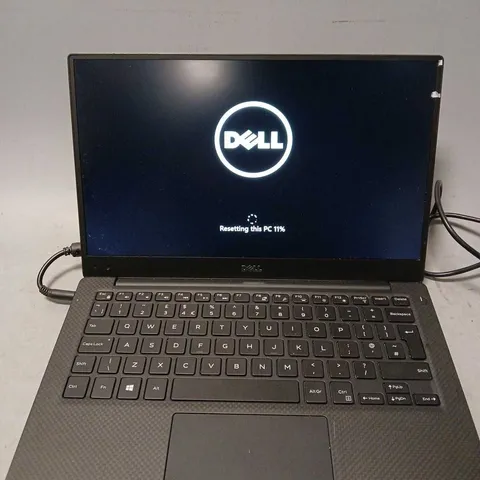 DELL XPS 13 9360 LAPTOP IN GREY