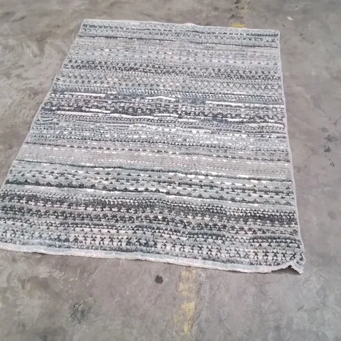 QUALITY DESIGNER AREA RUG - APPROXIMATELY 150X115CM