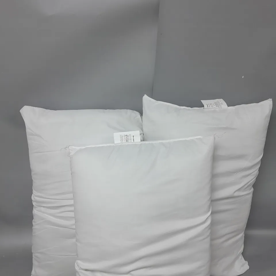 SET OF 3 SILENT NIGHT PILLOWS