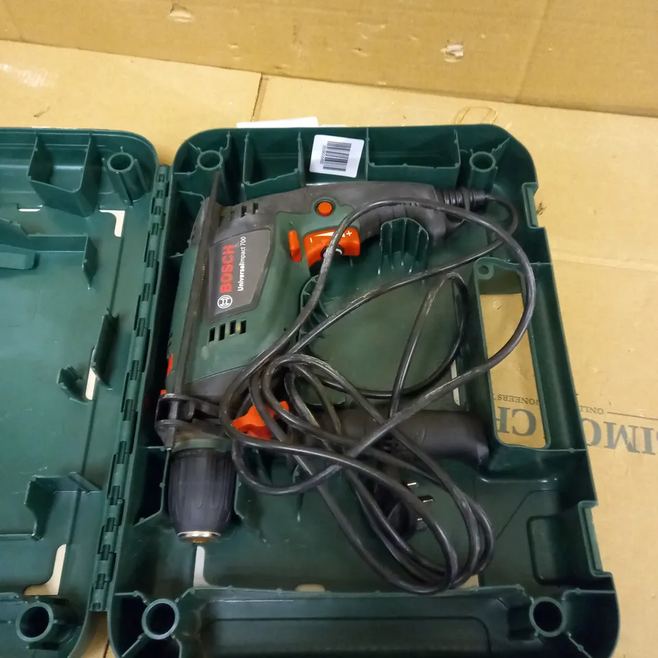 BOSCH UNIVERSAL IMPACT 700 HAMMER DRILL