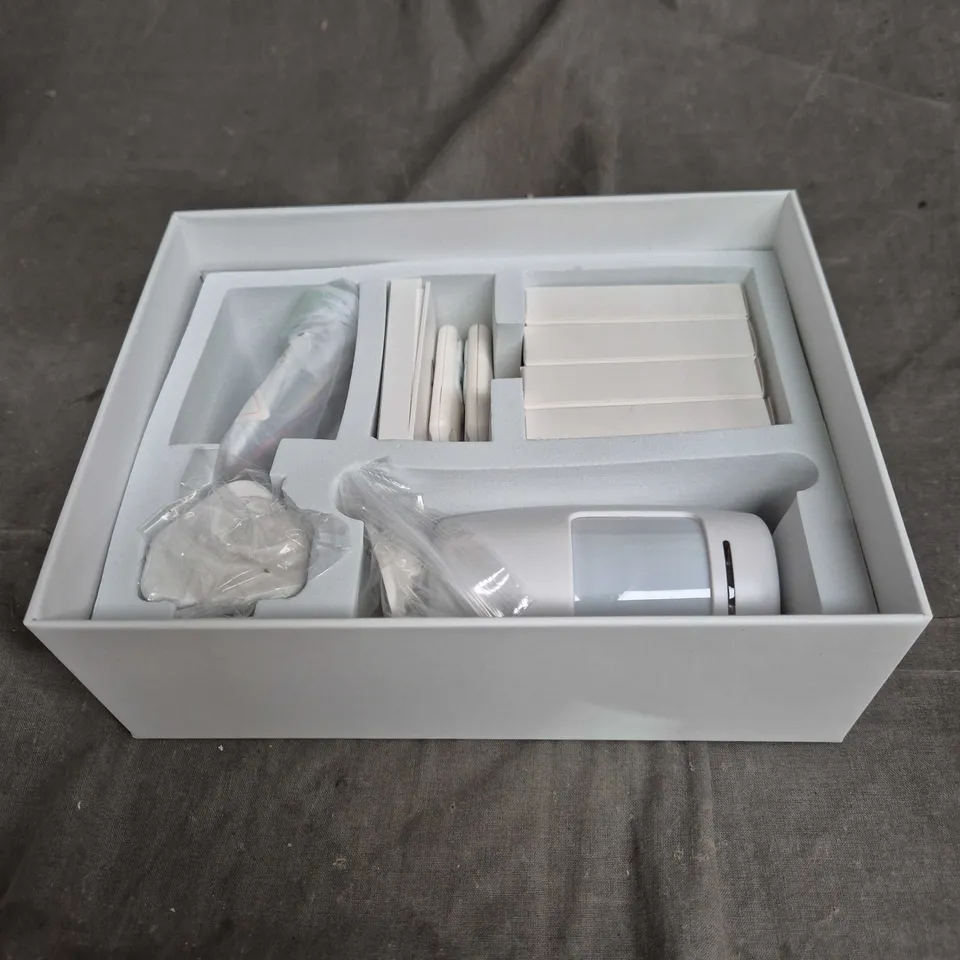 SMART SECURITY PANEL KIT WITH TOUCHSCREEN CONTROL PANEL