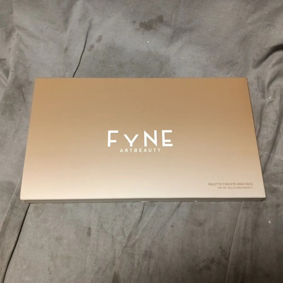 BOXED FYNE PLAETTE FOR EYE AND FACE