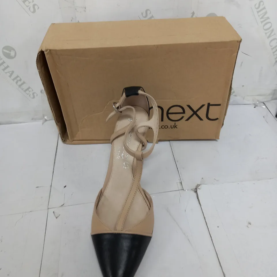 BOXED PAIR OF NEXT WIDE FIT POINTED TOE HEEL NUDE SIZE 40