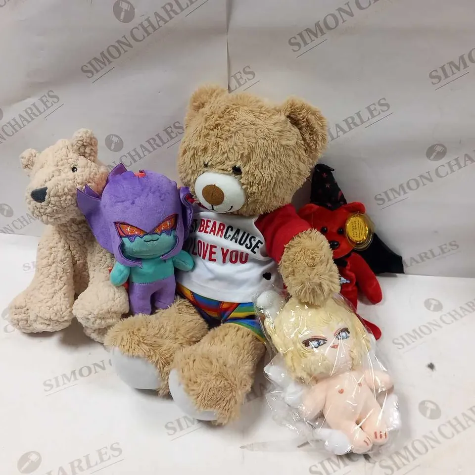 APPROXIMATELY 14 ASSORTED  PLUSH TOYS 