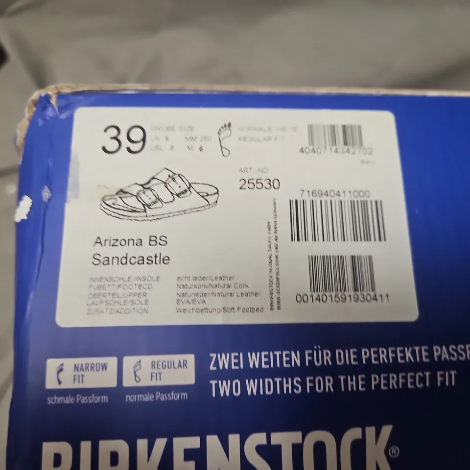 BOXED BIRKENSTOCK ARIZONA BS SANDCASTLE SANDALS – BEIGE, EU39 (UK6)
