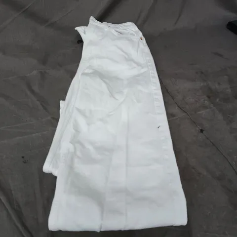 H&M WHITE DENIM JEANS – UK 8 (EU 36)