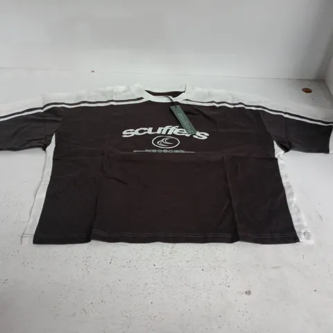 SCUFFERS EFFORTLESS TEE IN BLACK/WHITE - MEDIUM