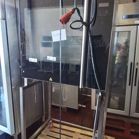FRI-JADO ROTISSERIE OVEN WITH STAND Model TDR 8-P