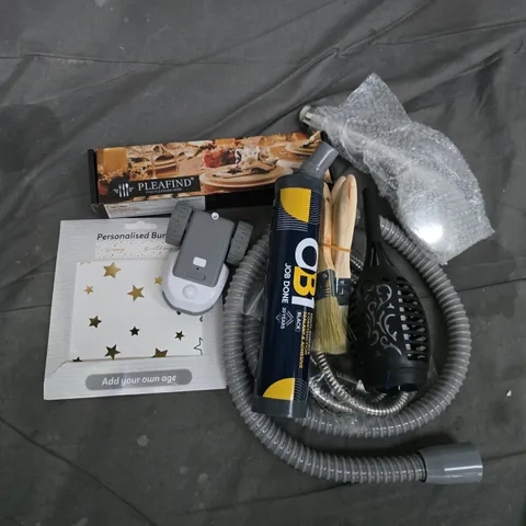 APPROXIMATELY 15 ASSORTED HOUSEHOLD ITEMS TO INCLUDE SHOWER HEAD, OB1 SEALANT & ADHESIVE, DESSERT SPOONS, ETC
