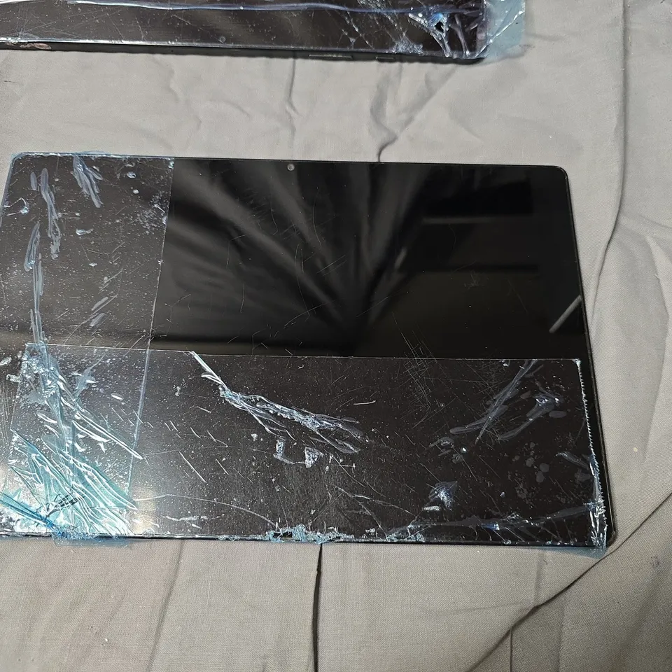 SAMSUNG TABLET – BLACK 