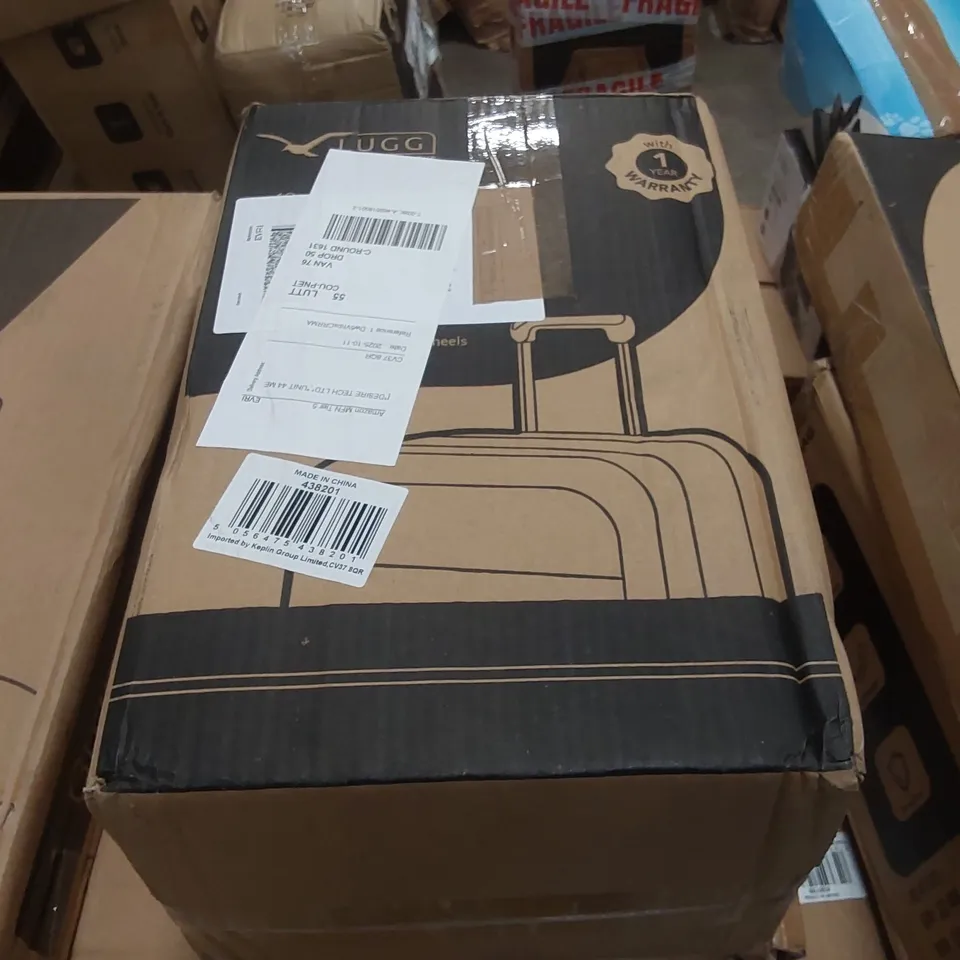 BOXED LUGG JETSET SMALL SUITCASE 