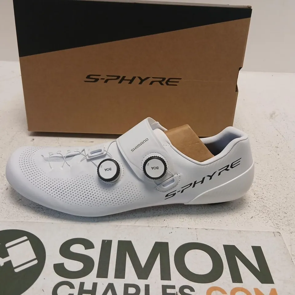 SHIMANO S-PHYRE RC9 WIDE CYCLING SHOES, WHITE (SH-RC903) – PAIR