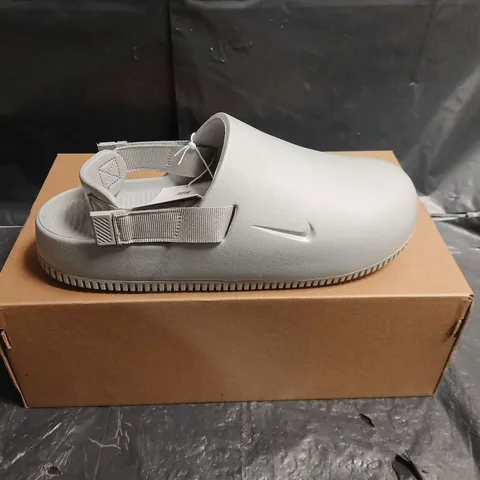 BOXED PAIR OF NIKE CALM MULE GREY – MEN'S SLIP-ON SANDALS, UK 8
