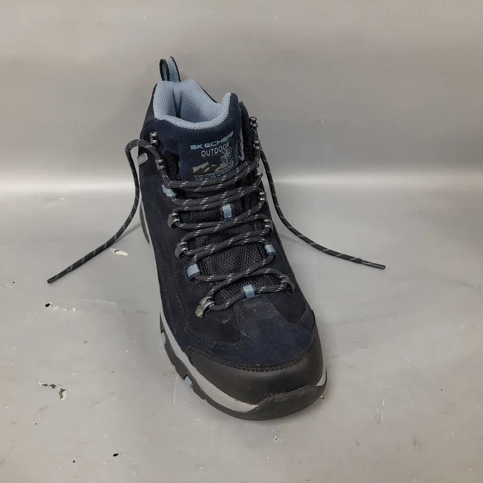 PAIR OF SKECHERS TREGO ALPINE TRAIL WATERPROOF BOOTS UK SIZE 5.5