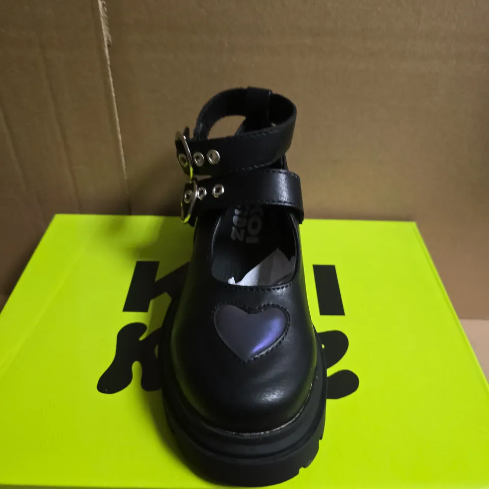 BOXED PAIR OF KOI LOVEBUG MEADOW KIDZ MARY JANE SHOES - UK SIZE 10K