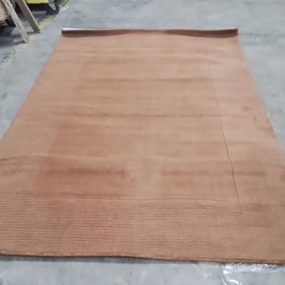 QUALITY DESIGNER AREA RUG - APPROXIMATELY 230X160CM