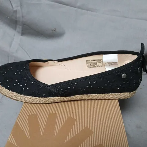 UGG TASSY BLACK 2 ESPADRILLE FLATS – WOMEN'S UK 2