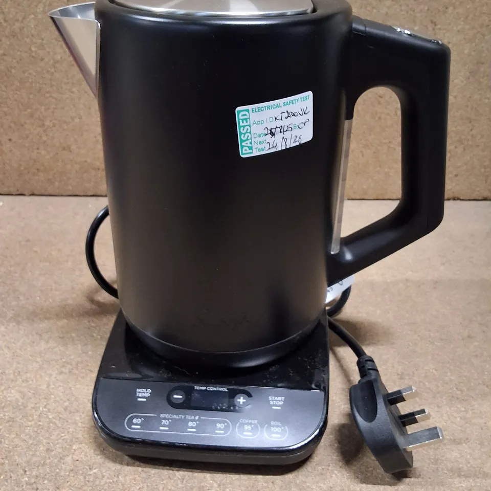 NINJA 1.7L KETTLE IN BLACK