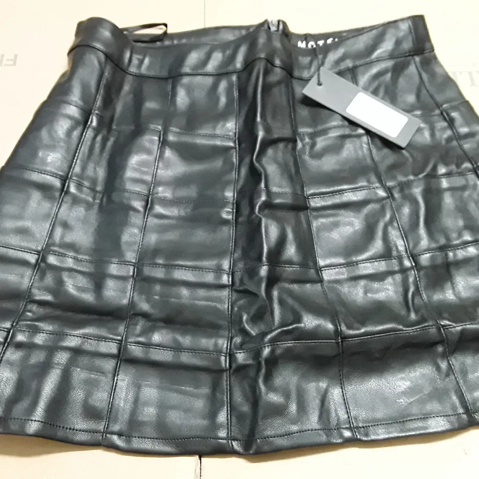 MOTEL BORA PU SKIRT - M