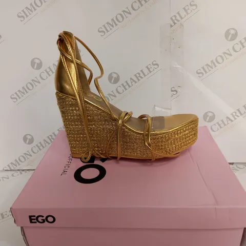 BOXED EGO THEODORE GOLD PLATFORM HEEL - UK 5