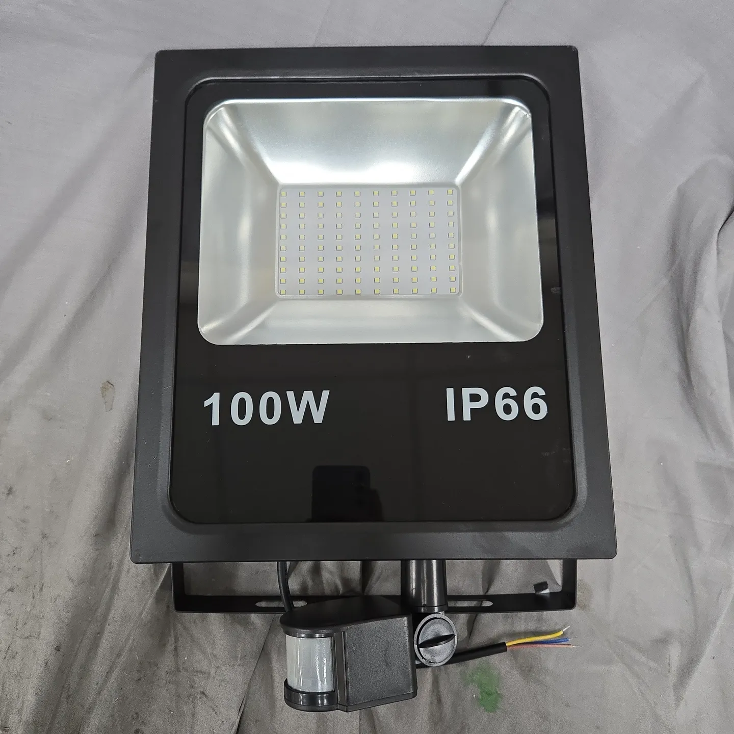BOXED GOODWIN FLOODLIGHT WITH SENSOR 100W
