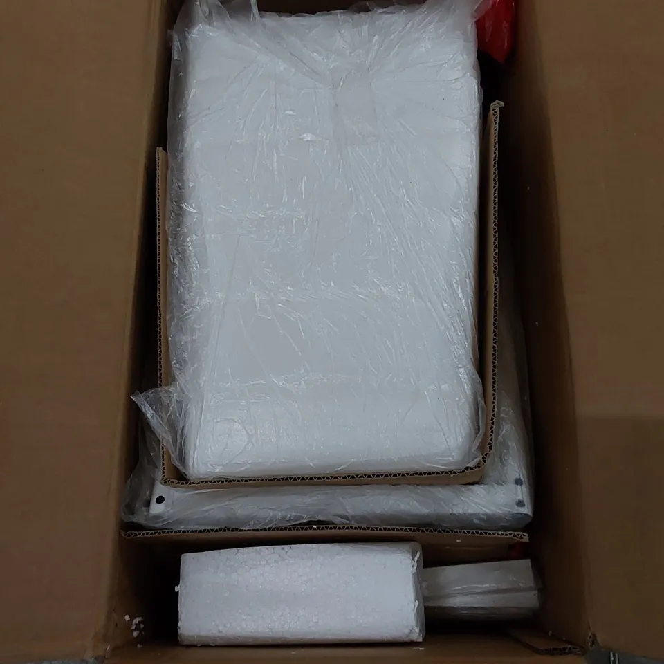 BOXED DINING CHAIRS IN WHITE (SET OF 6)