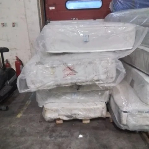 PALLET CONTAINING APPROXIMATELY 5 MATTRESSES 