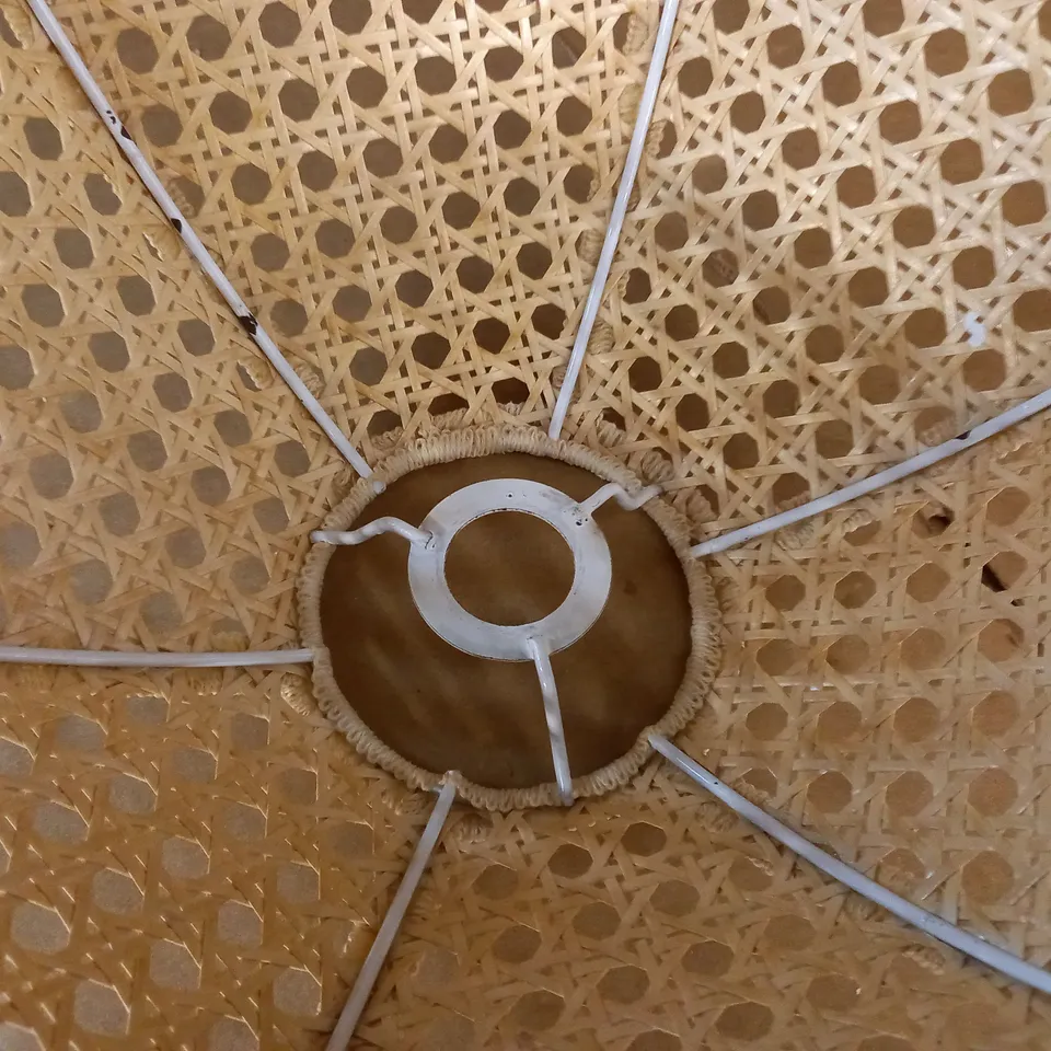 WICKER STYLE LAMP SHADE