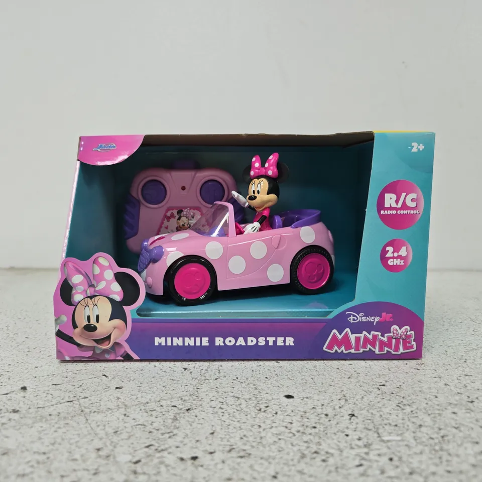 BOXED DISNEY RC MINNIE ROADSTER 1:32