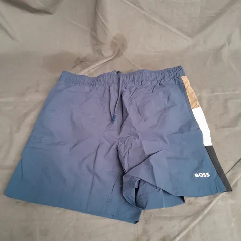 BOSS BEACH SHORTSIN NAVY MULTI SIZE L