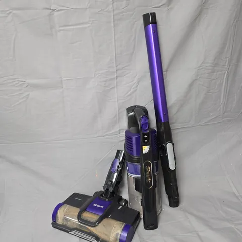 SHARK POWERPRO PET CORDLESS VACUUM CLEANER IZ202UKT
