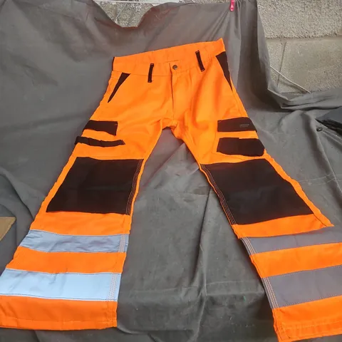 HI-VISIBILITY ORANGE WORK TROUSERS WITH REFLECTIVE STRIPS – WAIST 30, LEG 30