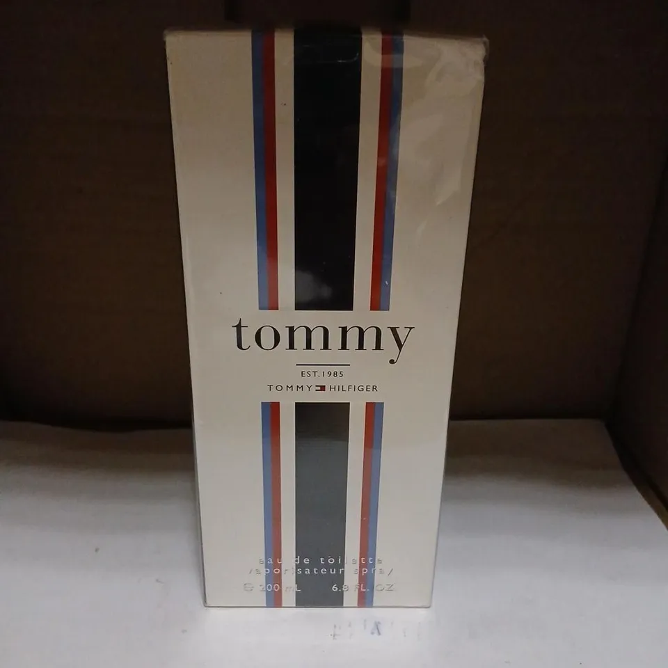 BOXED AND SEALED TOMMY HILFIGEREAU DE TOILETTE 200ML