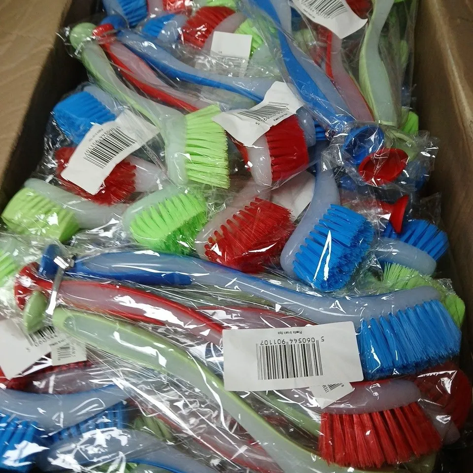 BOX OF APPROXIMATELY 45 X PACK OF 3 DISH WASHING BRUSHES