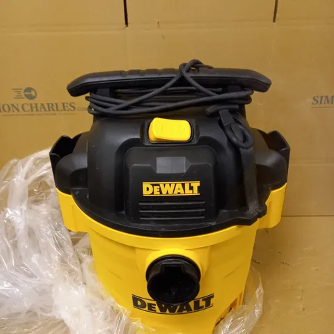 DEWALT DXV20P WET/DRY VAC BLACK & YELLOW 1050W