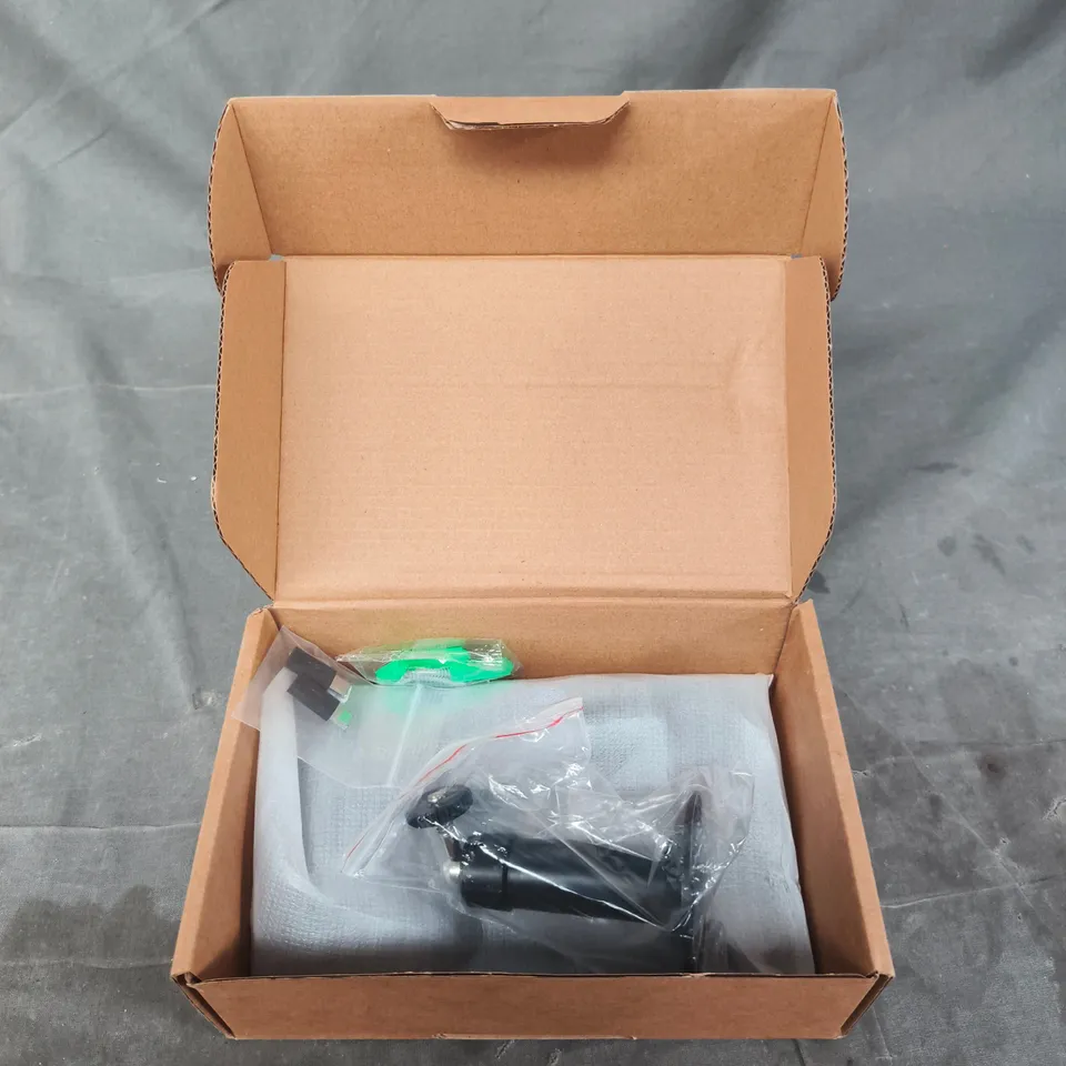 SOLAR PANEL CHARGER – BOXED