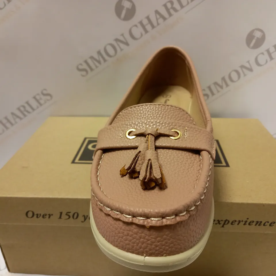 BOXED CUSHION WALK TASSEL SLIP ON SHOES, ROSE - SIZE 7