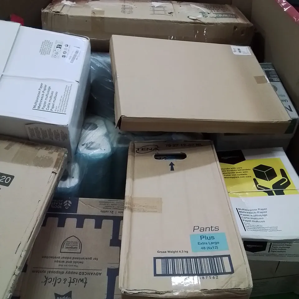 PALLET OF ASSORTED HOUSEHOLD PRODUCTS AND ITEMS TO INCLUDE; 4 TIER FOLDABLE CLOTHES HANGER,DOGBED,BLUEROLLS 