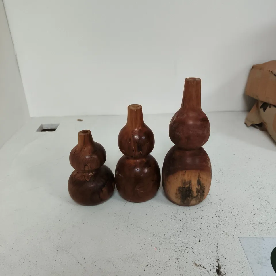 SET OF 3 WOODEN VASES 