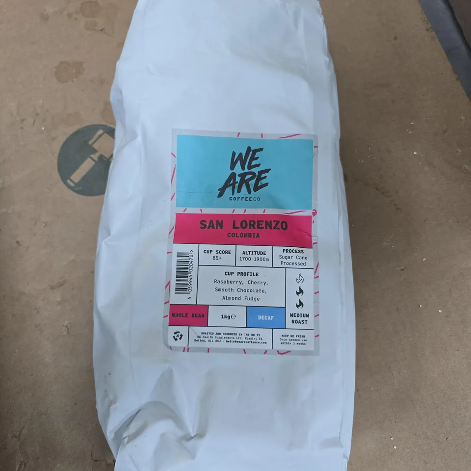 TOTE OF APPROXIMATELY 12 ASSORTED FOOD AND DRINK ITEMS TO INCLUDE: WE ARE COFFEE CO WHOLE BEAN COFFEE