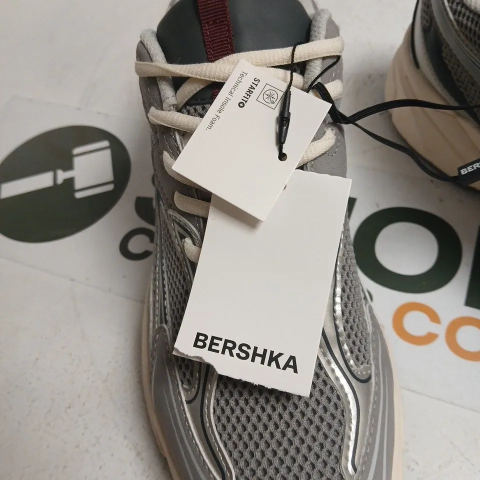 BERSHKA MEN'S GREY MESH TRAINERS – UK 6 (EU 40, US 7)