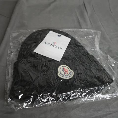 BLACK MONCLER BEANIE HAT 