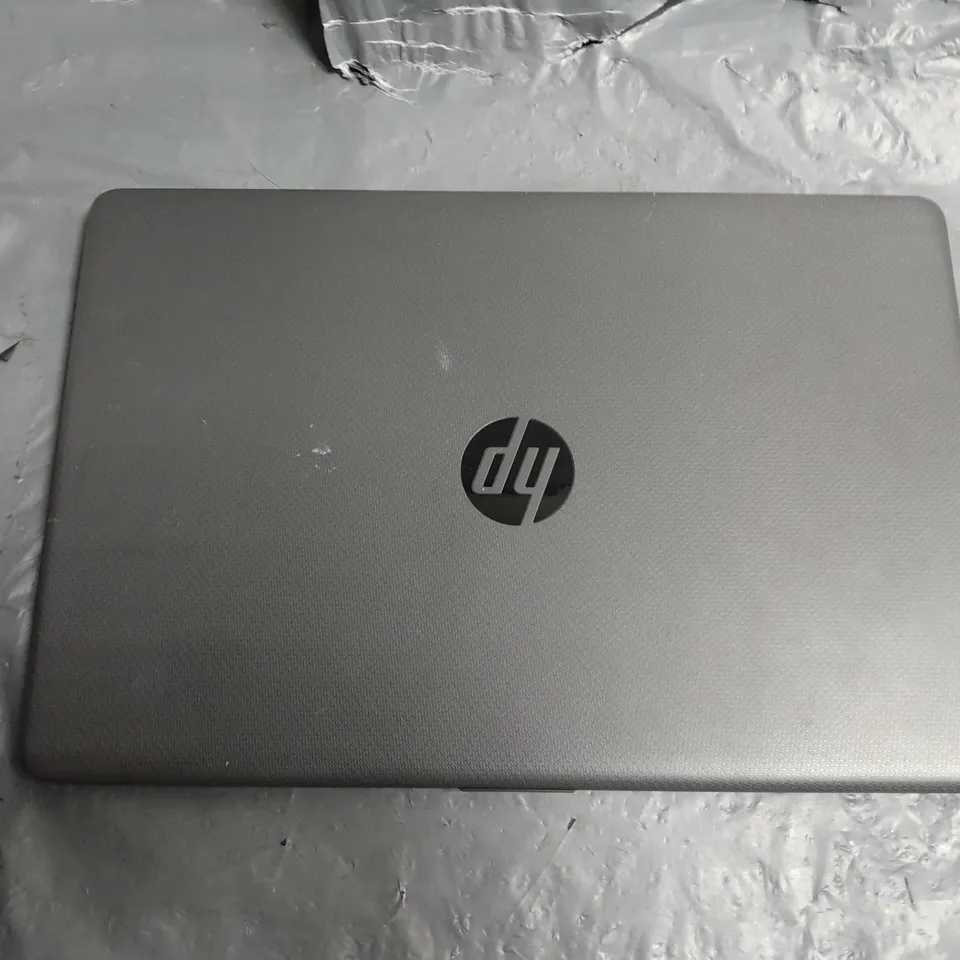 UNBOXED HP INTEL CORE I5 LAPTOP IN GREY - RTL8852BE