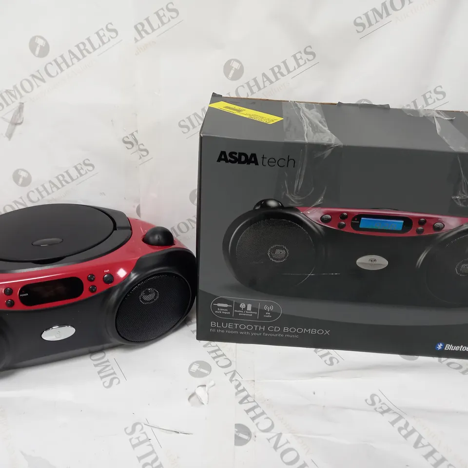BOXED BLUETOOTH CD & FM RADIO BOOMBOX 