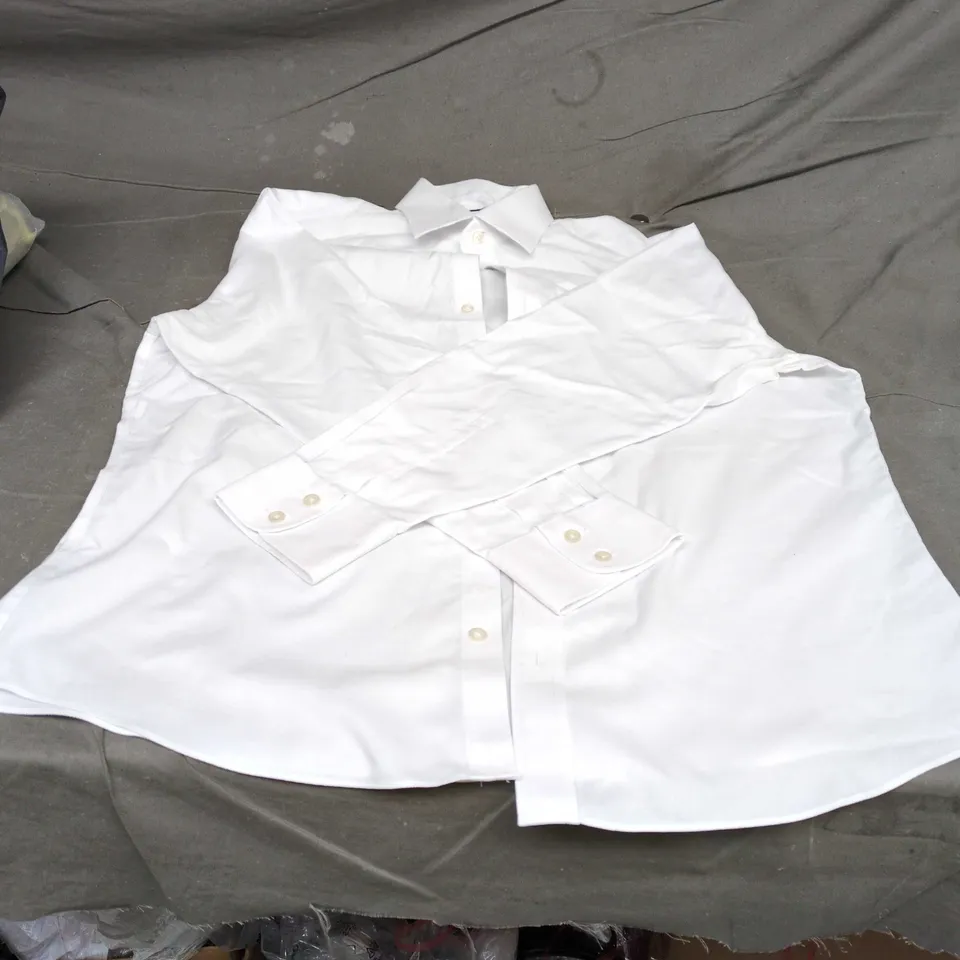 Charles Tyrwhitt White Non-Iron Slim-Fit Shirt – UK 16.5