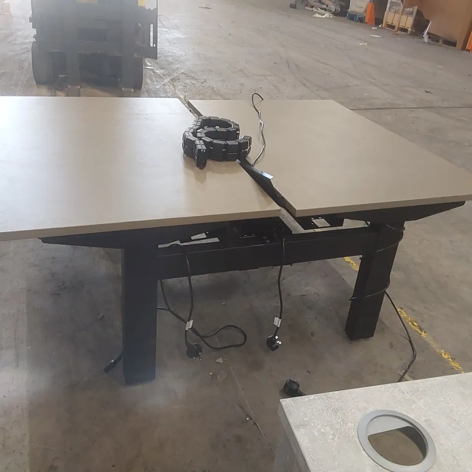 SENATOR ELECTRONIC SIT STAND DESK